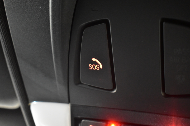 BMW 1シリーズ M135i 直6ﾀｰﾎﾞ320馬力 1ｵｰﾅｰ ｱﾀﾞﾌﾟﾃｨﾌﾞMｻｽ 大型ﾌﾞﾚｰｷｼｽﾃﾑ ﾋｰﾀｰ付黒革電動 ﾀｯﾁﾊﾟｯﾄﾞ付iﾄﾞﾗｲﾌﾞHDDﾅﾋﾞ Bｶﾒﾗ ﾘｱPDC ﾊﾟﾄﾞﾙｼﾌﾄ 専用18AW ｽﾏｰﾄｷｰ ETC 2年保証