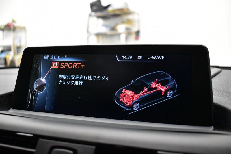 BMW 1シリーズ M135i 直6ﾀｰﾎﾞ320馬力 1ｵｰﾅｰ ｱﾀﾞﾌﾟﾃｨﾌﾞMｻｽ 大型ﾌﾞﾚｰｷｼｽﾃﾑ ﾋｰﾀｰ付黒革電動 ﾀｯﾁﾊﾟｯﾄﾞ付iﾄﾞﾗｲﾌﾞHDDﾅﾋﾞ Bｶﾒﾗ ﾘｱPDC ﾊﾟﾄﾞﾙｼﾌﾄ 専用18AW ｽﾏｰﾄｷｰ ETC 2年保証