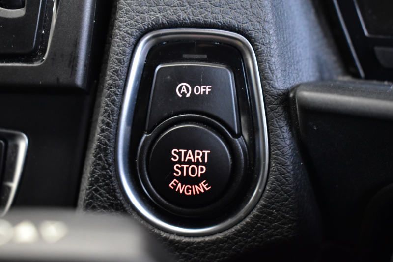 BMW 1シリーズ M135i 直6ﾀｰﾎﾞ320馬力 1ｵｰﾅｰ ｱﾀﾞﾌﾟﾃｨﾌﾞMｻｽ 大型ﾌﾞﾚｰｷｼｽﾃﾑ ﾋｰﾀｰ付黒革電動 ﾀｯﾁﾊﾟｯﾄﾞ付iﾄﾞﾗｲﾌﾞHDDﾅﾋﾞ Bｶﾒﾗ ﾘｱPDC ﾊﾟﾄﾞﾙｼﾌﾄ 専用18AW ｽﾏｰﾄｷｰ ETC 2年保証