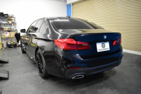 BMW 5シリーズ 523d Mｽﾎﾟｰﾂ G30型 ﾊｲﾗｲﾝP 全席ﾋｰﾀｰ付黒革 LEDﾍｯﾄﾞﾗｲﾄ 追従ACC HUD ｼﾞｪｽﾁｬｰｺﾝﾄﾛｰﾙ ﾜｲﾔﾚｽﾁｬｰｼﾞ 車線変更&逸脱警告 衝突軽減B ﾀｯﾁﾊﾟﾈﾙ対応iﾄﾞﾗｲﾌﾞHDDﾅﾋﾞﾌﾙｾｸﾞ 3Dﾋﾞｭｰ Bｶﾒﾗ 液晶ﾒｰﾀｰﾊﾟﾈﾙ 電動ﾄﾗﾝｸ 社外19AW 2年保証