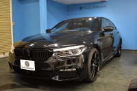 BMW 5シリーズ 523d Mｽﾎﾟｰﾂ G30型 ﾊｲﾗｲﾝP 全席ﾋｰﾀｰ付黒革 LEDﾍｯﾄﾞﾗｲﾄ 追従ACC HUD ｼﾞｪｽﾁｬｰｺﾝﾄﾛｰﾙ ﾜｲﾔﾚｽﾁｬｰｼﾞ 車線変更&逸脱警告 衝突軽減B ﾀｯﾁﾊﾟﾈﾙ対応iﾄﾞﾗｲﾌﾞHDDﾅﾋﾞﾌﾙｾｸﾞ 3Dﾋﾞｭｰ Bｶﾒﾗ 液晶ﾒｰﾀｰﾊﾟﾈﾙ 電動ﾄﾗﾝｸ 社外19AW 2年保証