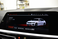 BMW 3シリーズ 330i Mｽﾎﾟｰﾂ G20型 高出力 1ｵｰﾅｰ ﾃﾞﾋﾞｭｰ&ｲﾉﾍﾞｰｼｮﾝ&ｺﾝﾌｫｰﾄP ﾚｰｻﾞｰLEDﾗｲﾄ ﾋｰﾀｰ付黒革 ACC HUD 19AW Mｽﾎﾟｰﾂﾌﾞﾚｰｷ 全周囲ｶﾒﾗ3Dﾋﾞｭｰ ｼﾞｪｽﾁｬｰｺﾝﾄﾛｰﾙ付ﾀｯﾁﾊﾟﾈﾙﾅﾋﾞ ｱｯﾌﾟﾙｶｰﾌﾟﾚｲ ﾜｲﾔﾚｽ充電 2年保証