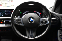 BMW 1シリーズ M135i xDrive ﾌﾙﾀｲﾑ4WD ﾃﾞﾋﾞｭｰ&ｺﾝﾌｫｰﾄ&ﾅﾋﾞｹﾞｰｼｮﾝP ｱﾙｶﾝﾀｰﾗMｽﾎﾟｰﾂｼｰﾄ&ﾌﾞﾚｰｷ 可変ｻｽ ACC LCW ﾗｲﾌﾞｺｯｸﾋﾟｯﾄ ﾀｯﾁﾊﾟﾈﾙﾅﾋﾞ ｱｯﾌﾟﾙｶｰﾌﾟﾚｲ ﾍｷｻｺﾞﾅﾙLEDﾍｯﾄﾞﾗｲﾄ 電動Rｹﾞｰﾄ 2年保証