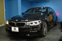 BMW 5シリーズ 523d Mｽﾎﾟｰﾂ ﾊｲﾗｲﾝP ｿﾌﾄｸﾛｰｽﾞﾄﾞｱ 全席ﾋｰﾀｰ付黒革 LEDﾍｯﾄﾞﾗｲﾄ 追従ACC HUD ｼﾞｪｽﾁｬｰｺﾝﾄﾛｰﾙ 車線変更&逸脱警告 衝突軽減B ﾀｯﾁﾊﾟﾈﾙ対応iﾄﾞﾗｲﾌﾞHDDﾅﾋﾞﾌﾙｾｸﾞ 3Dﾋﾞｭｰ Bｶﾒﾗ 液晶ﾒｰﾀｰﾊﾟﾈﾙ 電動ﾄﾗﾝｸ 19AW 2年保証
