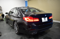 BMW 5シリーズ 523d Mｽﾎﾟｰﾂ ﾊｲﾗｲﾝP ｿﾌﾄｸﾛｰｽﾞﾄﾞｱ 全席ﾋｰﾀｰ付黒革 LEDﾍｯﾄﾞﾗｲﾄ 追従ACC HUD ｼﾞｪｽﾁｬｰｺﾝﾄﾛｰﾙ 車線変更&逸脱警告 衝突軽減B ﾀｯﾁﾊﾟﾈﾙ対応iﾄﾞﾗｲﾌﾞHDDﾅﾋﾞﾌﾙｾｸﾞ 3Dﾋﾞｭｰ Bｶﾒﾗ 液晶ﾒｰﾀｰﾊﾟﾈﾙ 電動ﾄﾗﾝｸ 19AW 2年保証