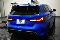 BMW 1シリーズ M135i xDrive ﾌﾙﾀｲﾑ4WD ﾃﾞﾋﾞｭｰ&ｺﾝﾌｫｰﾄ&ﾅﾋﾞｹﾞｰｼｮﾝP ｱﾙｶﾝﾀｰﾗMｽﾎﾟｰﾂｼｰﾄ&ﾌﾞﾚｰｷ 可変ｻｽ Mﾊﾟﾌｫﾘｱｽﾎﾟｲﾗｰ ACC ﾗｲﾌﾞｺｯｸﾋﾟｯﾄ ﾀｯﾁﾊﾟﾈﾙﾅﾋﾞ ｱｯﾌﾟﾙｶｰﾌﾟﾚｲ ﾍｷｻｺﾞﾅﾙLEDﾍｯﾄﾞﾗｲﾄ 2年保証