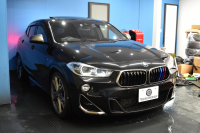 BMW X2 M35i 4WD ｾﾚｸﾄ&ｱﾄﾞﾊﾞﾝｽﾄﾞｱｸﾃｨﾌﾞｾｰﾌﾃｨ‐&ｺﾝﾌｫｰﾄP ﾊﾟﾉﾗﾏSR ﾍｷｻｺﾞﾅﾙLEDﾍｯﾄﾞﾗｲﾄ 20AW 追従ACC HUD ﾋｰﾀｰ付電動黒革 HiFiｽﾋﾟｰｶｰ Mｽﾎﾟｰﾂﾌﾞﾚｰｷ 衝突軽減ﾌﾞﾚｰｷ ﾀｯﾁﾊﾟﾈﾙﾅﾋﾞBｶﾒﾗPｱｼｽﾄ 社外ﾌﾙｾｸﾞTV 電動Rｹﾞｰﾄ 2年保証