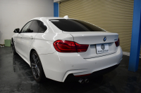 BMW 4シリーズ 420i ｸﾞﾗﾝｸｰﾍﾟ ｲﾝｽﾀｲﾙｽﾎﾟｰﾂ LCI後期 限定車 ﾌｧｽﾄﾄﾗｯｸP ACC ﾍｷｻｺﾞﾅﾙLEDﾍｯﾄﾞﾗｲﾄ&ﾃｰﾙ HUD ﾋｰﾀｰ付黒革 可変Mｻｽ Mﾌﾞﾚｰｷ 19AW 液晶ﾒｰﾀｰ LCW 衝突軽減B 車線逸脱&歩行者警告 電動Rｹﾞｰﾄ  ﾀｯﾁﾊﾟﾈﾙHDDﾅﾋﾞ ﾌﾙｾｸﾞBｶﾒﾗ 2年保証