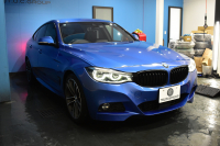 BMW 3シリーズ 320i ｸﾞﾗﾝﾂｰﾘｽﾓ Mｽﾎﾟｰﾂ LCI後期 LEDﾍｯﾄﾞﾗｲﾄ&ﾃｰﾙﾗｲﾄ ﾋｰﾀｰ付黒革 追従ACC 車線変更&逸脱&歩行者警告 衝突軽減ﾌﾞﾚｰｷ TOPﾋﾞｭｰ ｻｲﾄﾞｶﾒﾗ Bｶﾒﾗ 前後PDC 19AW 第5世代横ﾒﾆｭｰ表示型ﾀｯﾁﾊﾟｯﾄﾞ式iﾄﾞﾗｲﾌﾞHDDﾅﾋﾞ 電動Rｹﾞｰﾄ 2年保証