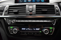 BMW 3シリーズ 320i ｸﾞﾗﾝﾂｰﾘｽﾓ Mｽﾎﾟｰﾂ LCI後期 LEDﾍｯﾄﾞﾗｲﾄ&ﾃｰﾙﾗｲﾄ ﾋｰﾀｰ付黒革 追従ACC 車線変更&逸脱&歩行者警告 衝突軽減ﾌﾞﾚｰｷ TOPﾋﾞｭｰ ｻｲﾄﾞｶﾒﾗ Bｶﾒﾗ 前後PDC 19AW 第5世代横ﾒﾆｭｰ表示型ﾀｯﾁﾊﾟｯﾄﾞ式iﾄﾞﾗｲﾌﾞHDDﾅﾋﾞ 電動Rｹﾞｰﾄ 2年保証