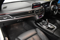 BMW 7シリーズ 740i Mｽﾎﾟｰﾂ LCI後期 3Dﾃﾞｻﾞｲﾝｴｱﾛ ｻﾝﾙｰﾌ BMWﾚｰｻﾞｰLED 全席ﾋｰﾀｰ&ﾍﾞﾝﾁﾚｰｼｮﾝ付黒革 ACC HUD ﾊｰﾏﾝｶｰﾄﾞﾝ BMWﾗｲﾌﾞｺｯｸﾋﾟｯﾄ ﾀｯﾁﾊﾟﾈﾙﾅﾋﾞ3Dﾋﾞｭｰ ﾌﾙｾｸﾞ 液晶ﾒｰﾀｰ 20AW 車線変更&車線逸脱&歩行者警告 衝突軽減ﾌﾞﾚｰｷ 2年保証
