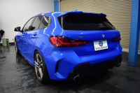 BMW 1シリーズ M135i xDrive 4WD ﾃﾞﾋﾞｭｰP ﾋｰﾀｰ付ﾌﾞﾗｯｸﾚｻﾞｰMｽﾎﾟｰﾂｼｰﾄ 可変ｻｽﾍﾟﾝｼｮﾝ H&Rｽﾎﾟｰﾂｽﾌﾟﾘﾝｸﾞ Mｼｰﾄﾍﾞﾙﾄ HiFiｽﾋﾟｰｶｰ Mｽﾎﾟｰﾂﾌﾞﾚｰｷ ACC BMWﾗｲﾌﾞｺｯｸﾋﾟｯﾄ ﾀｯﾁﾊﾟﾈﾙﾅﾋﾞ ｱｯﾌﾟﾙｶｰﾌﾟﾚｲ ﾍｷｻｺﾞﾅﾙLEDﾍｯﾄﾞﾗｲﾄ 2年保証
