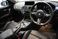 BMW Mシリーズ M2 ｺﾝﾍﾟﾃｨｼｮﾝ MDCT 7速DCT LCI後期 ﾍｷｻｺﾞﾅﾙLEDﾍｯﾄﾞﾗｲﾄ&ﾃｰﾙ ﾋｰﾀｰ付黒革 harman/kardon ﾀｯﾁﾊﾟﾈﾙHDDﾅﾋﾞBｶﾒﾗ 19AW 車線逸脱&歩行者警告 衝突軽減ﾌﾞﾚｰｷ ｶｰﾎﾞﾝｲﾝﾃﾘｱ Mｼｰﾄﾍﾞﾙﾄ  2年保証