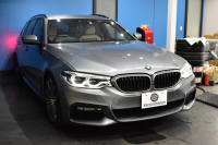 BMW 5シリーズ 523i ﾂｰﾘﾝｸﾞ Mｽﾎﾟｰﾂ ﾊｲﾗｲﾝP 1ｵｰﾅｰ 全席ﾋｰﾀｰ付ﾍﾞｰｼﾞｭ革 LEDﾍｯﾄﾞﾗｲﾄ  追従ACC HUD 液晶ﾒｰﾀｰ ﾀｯﾁﾊﾟﾈﾙHDDﾅﾋﾞ 全周囲ｶﾒﾗ3Dﾋﾞｭｰ Pｱｼｽﾄ 車線変更&逸脱&歩行者警告 19AW 2年保証