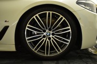 BMW 5シリーズ 530e Mｽﾎﾟｰﾂ PHEV ﾃﾞﾋﾞｭｰP ｿﾌﾄｸﾛｰｽﾞﾄﾞｱ 全席ﾋｰﾀｰ付黒革 LEDﾍｯﾄﾞﾗｲﾄ 追従ACC HUD ｼﾞｪｽﾁｬｰｺﾝﾄﾛｰﾙ 車線変更&逸脱警告 衝突軽減B ﾀｯﾁﾊﾟﾈﾙ対応iﾄﾞﾗｲﾌﾞHDDﾅﾋﾞﾌﾙｾｸﾞ 3Dﾋﾞｭｰ全周囲ｶﾒﾗ 液晶ﾒｰﾀｰ 電動ﾄﾗﾝｸ  KW車高調 19AW 2年保証