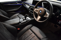BMW 5シリーズ 530e Mｽﾎﾟｰﾂ PHEV ﾊｲﾗｲﾝP 全席ﾋｰﾀｰ付黒革 Mｽﾎﾟｰﾂﾌﾞﾚｰｷ LEDﾍｯﾄﾞﾗｲﾄ 追従ACC 車線変更&逸脱&歩行者警告 衝突軽減B ﾀｯﾁﾊﾟﾈﾙ対応iﾄﾞﾗｲﾌﾞHDDﾅﾋﾞﾌﾙｾｸﾞ 全周囲ｶﾒﾗ3Dﾋﾞｭｰ 液晶ﾒｰﾀｰ 電動ﾄﾗﾝｸ  19AW 2年保証