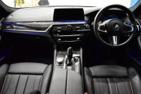 BMW 5シリーズ 530e Mｽﾎﾟｰﾂ PHEV ﾊｲﾗｲﾝP 全席ﾋｰﾀｰ付黒革 Mｽﾎﾟｰﾂﾌﾞﾚｰｷ LEDﾍｯﾄﾞﾗｲﾄ 追従ACC 車線変更&逸脱&歩行者警告 衝突軽減B ﾀｯﾁﾊﾟﾈﾙ対応iﾄﾞﾗｲﾌﾞHDDﾅﾋﾞﾌﾙｾｸﾞ 全周囲ｶﾒﾗ3Dﾋﾞｭｰ 液晶ﾒｰﾀｰ 電動ﾄﾗﾝｸ  19AW 2年保証