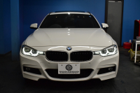 BMW 3シリーズ 320dﾂｰﾘﾝｸﾞ Mｽﾎﾟｰﾂ  LCI後期 8Cｴﾝｼﾞﾝ ﾊﾟﾉﾗﾏｻﾝﾙｰﾌ ﾋｰﾀｰ付黒革 LEDﾍｯﾄﾞﾗｲﾄ&ﾃｰﾙ 追従ACC 車線変更&逸脱&歩行者警告 衝突軽減ﾌﾞﾚｰｷ 18AW ﾀｯﾁﾊﾟｯﾄﾞ式iﾄﾞﾗｲﾌﾞHDDﾅﾋﾞ Bｶﾒﾗ前後PDC 電動Rｹﾞｰﾄ 2年保証