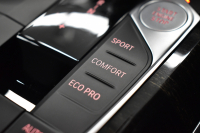 BMW 3シリーズ 320i Mｽﾎﾟｰﾂ ﾃﾞﾋﾞｭｰ&ｺﾝﾌｫｰﾄP ﾋｰﾀｰ付ﾌﾞﾗｯｸﾚｻﾞｰ ｵﾌﾟｼｮﾝ19AW 全周囲ｶﾒﾗ ﾀｯﾁﾊﾟﾈﾙﾅﾋﾞ ﾌﾙｾｸﾞTV ｱｯﾌﾟﾙｶｰﾌﾟﾚｲ 追従ACC LEDﾍｯﾄﾞﾗｲﾄ 電動ﾄﾗﾝｸ 側面衝突&車線変更&逸脱&歩行者警告 液晶ﾒｰﾀｰ 後退ｱｼｽﾄ Pｱｼｽﾄ 2年保証