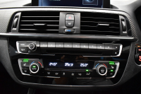 BMW Mシリーズ M2 6速MT LCI後期 ﾋｰﾀｰ付黒革 ｱﾀﾞﾌﾟﾃｨﾌﾞﾍｷｻｺﾞﾅﾙLEDﾍｯﾄﾞﾗｲﾄ&ﾃｰﾙ  ﾀｯﾁﾊﾟﾈﾙHDDﾅﾋﾞ Bｶﾒﾗ Scan-Speak社製ｽﾋﾟｰｶｰ/Studie Sound System 19AW 車線逸脱&歩行者警告 衝突軽減 ｶｰﾎﾞﾝｲﾝﾃﾘｱ  ﾌﾞﾗｯｸｸﾞﾘﾙ iｽﾄｯﾌﾟ ｽﾏｰﾄｷｰ 2年保証