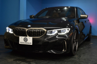BMW 3シリーズ M340i Xﾄﾞﾗｲﾌﾞ 新車保証R6年10月迄 ｵﾌﾟｼｮﾝ/Mｽﾎﾟｰﾂｼｰﾄ ﾋｰﾀｰ付ｺﾆｬｯｸ革 ACｼｭﾆｯﾂｧｰ20AW ACC HUD ﾚｰｻﾞｰLEDﾗｲﾄ 可変Mｻｽ Mﾌﾞﾚｰｷ H&Rﾀﾞｳﾝｻｽ ｼﾞｪｽﾁｬｰC ﾊｰﾏﾝｶｰﾄﾞﾝｽﾋﾟｰｶｰ 側面衝突&車線変更&逸脱警告 後退ｱｼｽﾄ Pｱｼｽﾄ ﾀｯﾁﾊﾟﾈﾙﾅﾋﾞ