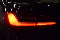 BMW 3シリーズ M340i Xﾄﾞﾗｲﾌﾞ 新車保証R6年10月迄 ｵﾌﾟｼｮﾝ/Mｽﾎﾟｰﾂｼｰﾄ ﾋｰﾀｰ付ｺﾆｬｯｸ革 ACｼｭﾆｯﾂｧｰ20AW ACC HUD ﾚｰｻﾞｰLEDﾗｲﾄ 可変Mｻｽ Mﾌﾞﾚｰｷ H&Rﾀﾞｳﾝｻｽ ｼﾞｪｽﾁｬｰC ﾊｰﾏﾝｶｰﾄﾞﾝｽﾋﾟｰｶｰ 側面衝突&車線変更&逸脱警告 後退ｱｼｽﾄ Pｱｼｽﾄ ﾀｯﾁﾊﾟﾈﾙﾅﾋﾞ