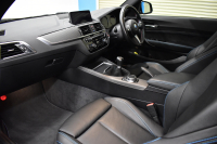 BMW Mシリーズ M2 6速MT LCI後期 ﾋｰﾀｰ付黒革 ｱﾀﾞﾌﾟﾃｨﾌﾞﾍｷｻｺﾞﾅﾙLEDﾍｯﾄﾞﾗｲﾄ&ﾃｰﾙ  ﾀｯﾁﾊﾟﾈﾙHDDﾅﾋﾞ Bｶﾒﾗ ﾘｱPDC 19AW 車線逸脱&歩行者警告 衝突軽減ﾌﾞﾚｰｷ ｶｰﾎﾞﾝｲﾝﾃﾘｱ  ﾌﾞﾗｯｸｸﾞﾘﾙ iｽﾄｯﾌﾟ ｽﾏｰﾄｷｰ 2年保証