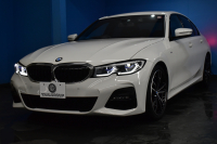 BMW 3シリーズ 330i Mｽﾎﾟｰﾂ 期間限定掲載 高出力 ｲﾉﾍﾞｰｼｮﾝ&ﾌｧｽﾄﾄﾗｯｸ＆ﾊｲﾗｲﾝ&ｺﾝﾌｫｰﾄP ﾚｰｻﾞｰLEDﾗｲﾄ ﾋｰﾀｰ付黒革 ACC HUD 19AW Mｽﾎﾟｰﾂﾌﾞﾚｰｷ 可変Mｻｽ 全周囲ｶﾒﾗ3Dﾋﾞｭｰ駐車ｱｼｽﾄ ｼﾞｪｽﾁｬｰｺﾝﾄﾛｰﾙ付ﾀｯﾁﾊﾟﾈﾙﾅﾋﾞ 電動ﾄﾗﾝｸ ﾜｲﾔﾚｽ充電 2年保証