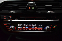 BMW Mシリーズ M5 V8ﾂｲﾝﾀｰﾎﾞ600馬力 MxDrive（4WD//2WD切替可）1ｵｰﾅｰ ｺﾝﾌｫｰﾄP  全席ﾋｰﾀｰ&前席ﾍﾞﾝﾁﾚｰｼｮﾝ&ﾏｯｻｰｼﾞ付ﾌﾞﾗｳﾝ&ﾌﾞﾗｯｸﾚｻﾞｰ ｽﾃｱﾘﾝｸﾞﾋｰﾀｰ ｱﾝﾋﾞｴﾝﾄｴｱP ﾀﾞｰｸｶｰﾎﾞﾝｲﾝﾃﾘｱ 追従ACC LCW LEDﾍｯﾄﾞﾗｲﾄ HUD 液晶ﾒｰﾀｰ 3Dﾋﾞｭｰ 20AW 2年保証