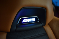 BMW Mシリーズ M5 V8ﾂｲﾝﾀｰﾎﾞ600馬力 MxDrive（4WD//2WD切替可）1ｵｰﾅｰ ｺﾝﾌｫｰﾄP  全席ﾋｰﾀｰ&前席ﾍﾞﾝﾁﾚｰｼｮﾝ&ﾏｯｻｰｼﾞ付ﾌﾞﾗｳﾝ&ﾌﾞﾗｯｸﾚｻﾞｰ ｽﾃｱﾘﾝｸﾞﾋｰﾀｰ ｱﾝﾋﾞｴﾝﾄｴｱP ﾀﾞｰｸｶｰﾎﾞﾝｲﾝﾃﾘｱ 追従ACC LCW LEDﾍｯﾄﾞﾗｲﾄ HUD 液晶ﾒｰﾀｰ 3Dﾋﾞｭｰ 20AW 2年保証