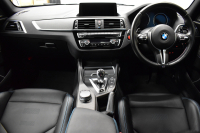 BMW Mシリーズ M2 ｺﾝﾍﾟﾃｨｼｮﾝ MDCT 7速DCT LCI後期 ｺﾝﾍﾟﾃｨｼｮﾝ専用410馬力ｴﾝｼﾞﾝ ﾍｷｻｺﾞﾅﾙLEDﾍｯﾄﾞﾗｲﾄ&ﾃｰﾙ ﾋｰﾀｰ付黒革 ﾀｯﾁﾊﾟﾈﾙHDDﾅﾋﾞBｶﾒﾗ 19AW ﾊｰﾏﾝｶｰﾄﾞﾝ 車線逸脱&歩行者警告 衝突軽減ﾌﾞﾚｰｷ ｶｰﾎﾞﾝｲﾝﾃﾘｱ Mｼｰﾄﾍﾞﾙﾄ 2年保証