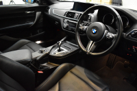 BMW Mシリーズ M2 ｺﾝﾍﾟﾃｨｼｮﾝ MDCT 7速DCT LCI後期 ｺﾝﾍﾟﾃｨｼｮﾝ専用410馬力ｴﾝｼﾞﾝ ﾍｷｻｺﾞﾅﾙLEDﾍｯﾄﾞﾗｲﾄ&ﾃｰﾙ ﾋｰﾀｰ付黒革 ﾀｯﾁﾊﾟﾈﾙHDDﾅﾋﾞBｶﾒﾗ 19AW ﾊｰﾏﾝｶｰﾄﾞﾝ 車線逸脱&歩行者警告 衝突軽減ﾌﾞﾚｰｷ ｶｰﾎﾞﾝｲﾝﾃﾘｱ Mｼｰﾄﾍﾞﾙﾄ 2年保証