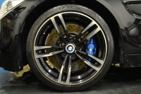 BMW Mシリーズ M4ｸｰﾍﾟ 6速M/T 左ﾊﾝﾄﾞﾙ 期間限定掲載 ﾋｰﾀｰ付ｼﾙﾊﾞｰｽﾄｰﾝ革 ｶｰﾎﾞﾝﾙｰﾌ&ｲﾝﾃﾘｱ HUD ｱﾀﾞﾌﾟﾃｨﾌﾞLEDﾍｯﾄﾞﾗｲﾄ ｵﾌﾟｼｮﾝ19AW 衝突軽減ﾌﾞﾚｰｷ 車線逸脱&歩行者警告  ﾀｯﾁﾊﾟｯﾄﾞiﾄﾞﾗｲﾌﾞHDDﾅﾋﾞ 前後PDC ﾌﾙｾｸﾞ Bｶﾒﾗ iｽﾄｯﾌﾟｽﾏｰﾄｷｰ  2年保証