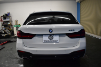 BMW 5シリーズ 530i ﾂｰﾘﾝｸﾞ Mｽﾎﾟｰﾂ LCI後期 ｴｸｽｸﾙｰｼﾌﾞﾅｯﾊﾟﾚｻﾞｰP 全席ﾋｰﾀｰ&前席ﾍﾞﾝﾁﾚｰｼｮﾝ付ｴｸｽｸﾙｰｼﾌﾞﾅｯﾊﾟ黒革 新ﾃﾞｻﾞｲﾝLEDﾍｯﾄﾞﾗｲﾄ ACｼｭﾆｯﾂｧｰ20AW CPMﾛｱﾚｲﾝﾌｫｰｽﾒﾝﾄ 可変ｻｽﾍﾟﾝｼｮﾝ ﾗｲﾌﾞｺｸﾋﾟｯﾄ ACC HUD LCW TV3Dﾋﾞｭｰ 2年保証