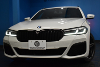 BMW 5シリーズ 530i ﾂｰﾘﾝｸﾞ Mｽﾎﾟｰﾂ LCI後期 ｴｸｽｸﾙｰｼﾌﾞﾅｯﾊﾟﾚｻﾞｰP 全席ﾋｰﾀｰ&前席ﾍﾞﾝﾁﾚｰｼｮﾝ付ｴｸｽｸﾙｰｼﾌﾞﾅｯﾊﾟ黒革 新ﾃﾞｻﾞｲﾝLEDﾍｯﾄﾞﾗｲﾄ ACｼｭﾆｯﾂｧｰ20AW CPMﾛｱﾚｲﾝﾌｫｰｽﾒﾝﾄ 可変ｻｽﾍﾟﾝｼｮﾝ ﾗｲﾌﾞｺｸﾋﾟｯﾄ ACC HUD LCW TV3Dﾋﾞｭｰ 2年保証
