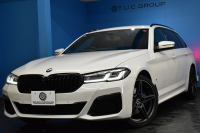 BMW 5シリーズ 530i ﾂｰﾘﾝｸﾞ Mｽﾎﾟｰﾂ LCI後期 ｴｸｽｸﾙｰｼﾌﾞﾅｯﾊﾟﾚｻﾞｰP 全席ﾋｰﾀｰ&前席ﾍﾞﾝﾁﾚｰｼｮﾝ付ｴｸｽｸﾙｰｼﾌﾞﾅｯﾊﾟ黒革 新ﾃﾞｻﾞｲﾝLEDﾍｯﾄﾞﾗｲﾄ ACｼｭﾆｯﾂｧｰ20AW CPMﾛｱﾚｲﾝﾌｫｰｽﾒﾝﾄ 可変ｻｽﾍﾟﾝｼｮﾝ ﾗｲﾌﾞｺｸﾋﾟｯﾄ ACC HUD LCW TV3Dﾋﾞｭｰ 2年保証