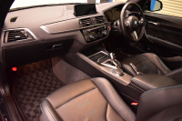 BMW Mシリーズ M2 ｺﾝﾍﾟﾃｨｼｮﾝ MDCT 7速DCT LCI後期 ｻﾝﾙｰﾌ ｺﾝﾍﾟﾃｨｼｮﾝ専用410馬力ｴﾝｼﾞﾝ ﾍｷｻｺﾞﾅﾙLEDﾍｯﾄﾞﾗｲﾄ&ﾃｰﾙ ﾋｰﾀｰ付黒革 ﾀｯﾁﾊﾟﾈﾙHDDﾅﾋﾞBｶﾒﾗ 19AW 衝突軽減B ｶｰﾎﾞﾝｲﾝﾃﾘｱ Mｼｰﾄﾍﾞﾙﾄ 前後ﾛｱﾚｲﾝﾌｫｰｽﾒﾝﾄCPM H&Rｽﾀﾋﾞﾗｰｻﾞｰ 2年保証
