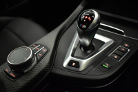 BMW Mシリーズ M2 ｺﾝﾍﾟﾃｨｼｮﾝ MDCT 7速DCT LCI後期 ｺﾝﾍﾟﾃｨｼｮﾝ専用410馬力ｴﾝｼﾞﾝ ﾍｷｻｺﾞﾅﾙLEDﾍｯﾄﾞﾗｲﾄ&ﾃｰﾙ ﾋｰﾀｰ付黒革 ﾀｯﾁﾊﾟﾈﾙHDDﾅﾋﾞBｶﾒﾗ 19AW 衝突軽減B ｶｰﾎﾞﾝｲﾝﾃﾘｱ Mｼｰﾄﾍﾞﾙﾄ 2年保証