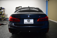 BMW Mシリーズ M5 ｴﾃﾞｨｼｮﾝ MISSION:IMPOSSIBLE  ｺﾝﾍﾟﾃｨｼｮﾝﾍﾞｰｽ特別仕様車 625馬力 MxDrive(4WD/2WD切替可)全席ﾋｰﾀｰ&前席ﾍﾞﾝﾁﾚｰｼｮﾝ付黒革  追従ACC LCW LED HUD 液晶ﾒｰﾀｰ 3Dﾋﾞｭｰ Mﾍﾞﾙﾄ 20AW ﾊｰﾏﾝｶｰﾄﾞﾝ ｿﾌﾄｸﾛｰｽﾞﾄﾞｱ 2年保証