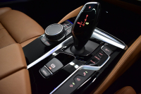 BMW 6シリーズ 630iｸﾞﾗﾝﾂｰﾘｽﾓ Mｽﾎﾟｰﾂ ｺﾝﾌｫｰﾄP ﾊﾟﾉﾗﾏSR ﾍｷｻｺﾞﾅﾙLEDﾍｯﾄﾞﾗｲﾄ  ACC ﾊｰﾏﾝｶｰﾄﾞﾝｻｳﾝﾄﾞ 全席ﾋｰﾀｰ前席ﾍﾞﾝﾁﾚｰｼｮﾝ&ﾏｯｻｰｼﾞ付茶革 HUD 衝突軽減ﾌﾞﾚｰｷ 車線変更 &逸脱&歩行者警告 ﾀｯﾁﾊﾟﾈﾙﾅﾋﾞ 3Dﾋﾞｭｰ 液晶ﾒｰﾀｰ  電動ﾄﾗﾝｸ 2年保証