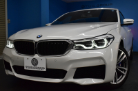 BMW 6シリーズ 630iｸﾞﾗﾝﾂｰﾘｽﾓ Mｽﾎﾟｰﾂ ｺﾝﾌｫｰﾄP ﾊﾟﾉﾗﾏSR ﾍｷｻｺﾞﾅﾙLEDﾍｯﾄﾞﾗｲﾄ  ACC ﾊｰﾏﾝｶｰﾄﾞﾝｻｳﾝﾄﾞ 全席ﾋｰﾀｰ前席ﾍﾞﾝﾁﾚｰｼｮﾝ&ﾏｯｻｰｼﾞ付茶革 HUD 衝突軽減ﾌﾞﾚｰｷ 車線変更 &逸脱&歩行者警告 ﾀｯﾁﾊﾟﾈﾙﾅﾋﾞ 3Dﾋﾞｭｰ 液晶ﾒｰﾀｰ  電動ﾄﾗﾝｸ 2年保証