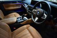BMW 6シリーズ 630iｸﾞﾗﾝﾂｰﾘｽﾓ Mｽﾎﾟｰﾂ ｺﾝﾌｫｰﾄP ﾊﾟﾉﾗﾏSR ﾍｷｻｺﾞﾅﾙLEDﾍｯﾄﾞﾗｲﾄ  ACC ﾊｰﾏﾝｶｰﾄﾞﾝｻｳﾝﾄﾞ 全席ﾋｰﾀｰ前席ﾍﾞﾝﾁﾚｰｼｮﾝ&ﾏｯｻｰｼﾞ付茶革 HUD 衝突軽減ﾌﾞﾚｰｷ 車線変更 &逸脱&歩行者警告 ﾀｯﾁﾊﾟﾈﾙﾅﾋﾞ 3Dﾋﾞｭｰ 液晶ﾒｰﾀｰ  電動ﾄﾗﾝｸ 2年保証