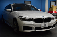 BMW 6シリーズ 630iｸﾞﾗﾝﾂｰﾘｽﾓ Mｽﾎﾟｰﾂ ｺﾝﾌｫｰﾄP ﾊﾟﾉﾗﾏSR ﾍｷｻｺﾞﾅﾙLEDﾍｯﾄﾞﾗｲﾄ  ACC ﾊｰﾏﾝｶｰﾄﾞﾝｻｳﾝﾄﾞ 全席ﾋｰﾀｰ前席ﾍﾞﾝﾁﾚｰｼｮﾝ&ﾏｯｻｰｼﾞ付茶革 HUD 衝突軽減ﾌﾞﾚｰｷ 車線変更 &逸脱&歩行者警告 ﾀｯﾁﾊﾟﾈﾙﾅﾋﾞ 3Dﾋﾞｭｰ 液晶ﾒｰﾀｰ  電動ﾄﾗﾝｸ 2年保証