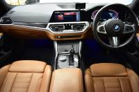 BMW 3シリーズ 330i Mｽﾎﾟｰﾂ 高出力 1ｵｰﾅｰ ｻﾝR ｲﾉﾍﾞｰｼｮﾝ&ﾌｧｽﾄﾄﾗｯｸ＆ﾊｲﾗｲﾝ&ｺﾝﾌｫｰﾄP ﾚｰｻﾞｰLEDﾗｲﾄ ﾋｰﾀｰ付黒革 ACC HUD 19AW Mｽﾎﾟｰﾂﾌﾞﾚｰｷ 可変Mｻｽ ﾊﾟｰｷﾝｸﾞｱｼｽﾄ+ 全周囲ｶﾒﾗ ｼﾞｪｽﾁｬｰC対応ﾀｯﾁﾊﾟﾈﾙﾅﾋﾞ ｱｯﾌﾟﾙｶｰﾌﾟﾚｲ  2年保証