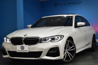 BMW 3シリーズ 330i Mｽﾎﾟｰﾂ 高出力 1ｵｰﾅｰ ｻﾝR ｲﾉﾍﾞｰｼｮﾝ&ﾌｧｽﾄﾄﾗｯｸ＆ﾊｲﾗｲﾝ&ｺﾝﾌｫｰﾄP ﾚｰｻﾞｰLEDﾗｲﾄ ﾋｰﾀｰ付黒革 ACC HUD 19AW Mｽﾎﾟｰﾂﾌﾞﾚｰｷ 可変Mｻｽ ﾊﾟｰｷﾝｸﾞｱｼｽﾄ+ 全周囲ｶﾒﾗ ｼﾞｪｽﾁｬｰC対応ﾀｯﾁﾊﾟﾈﾙﾅﾋﾞ ｱｯﾌﾟﾙｶｰﾌﾟﾚｲ  2年保証
