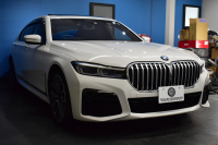BMW 7シリーズ 740i Mｽﾎﾟｰﾂ LCI後期 ｻﾝﾙｰﾌ BMWﾚｰｻﾞｰLED 全席ﾋｰﾀｰ&ﾍﾞﾝﾁﾚｰｼｮﾝ付黒革 ACC HUD BMWﾗｲﾌﾞｺｯｸﾋﾟｯﾄ ﾀｯﾁﾊﾟﾈﾙﾅﾋﾞ3Dﾋﾞｭｰ ﾌﾙｾｸﾞ ﾊｰﾏﾝｶｰﾄﾞﾝ  液晶ﾒｰﾀｰ 20AW 車線変更&逸脱&歩行者警告 衝突軽減ﾌﾞﾚｰｷ 2年保証
