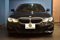BMW 3シリーズ 320i Mｽﾎﾟｰﾂ 1ｵｰﾅｰ ｻﾝR ｲﾉﾍﾞｰｼｮﾝ&ﾊｲﾗｲﾝ&ｺﾝﾌｫｰﾄP ﾚｰｻﾞｰLEDﾗｲﾄ ﾋｰﾀｰ付ｺﾆｬｯｸ革 ACC HUD ﾊﾟｰｷﾝｸﾞｱｼｽﾄ ﾀｯﾁﾊﾟﾈﾙﾅﾋﾞ ｼﾞｪｽﾁｬｰｺﾝﾄﾛｰﾙ 電動ﾄﾗﾝｸ HiFiｽﾋﾟｰｶｰ ｳｯﾄﾞｲﾝﾃﾘｱ ｱｯﾌﾟﾙｶｰﾌﾟﾚｲ 18AW 2年保証