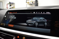 BMW 3シリーズ 320i Mｽﾎﾟｰﾂ 1ｵｰﾅｰ ｻﾝR ｲﾉﾍﾞｰｼｮﾝ&ﾊｲﾗｲﾝ&ｺﾝﾌｫｰﾄP ﾚｰｻﾞｰLEDﾗｲﾄ ﾋｰﾀｰ付ｺﾆｬｯｸ革 ACC HUD ﾊﾟｰｷﾝｸﾞｱｼｽﾄ ﾀｯﾁﾊﾟﾈﾙﾅﾋﾞ ｼﾞｪｽﾁｬｰｺﾝﾄﾛｰﾙ 電動ﾄﾗﾝｸ HiFiｽﾋﾟｰｶｰ ｳｯﾄﾞｲﾝﾃﾘｱ ｱｯﾌﾟﾙｶｰﾌﾟﾚｲ 18AW 2年保証