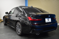BMW 3シリーズ 320i Mｽﾎﾟｰﾂ 1ｵｰﾅｰ ｻﾝR ｲﾉﾍﾞｰｼｮﾝ&ﾊｲﾗｲﾝ&ｺﾝﾌｫｰﾄP ﾚｰｻﾞｰLEDﾗｲﾄ ﾋｰﾀｰ付ｺﾆｬｯｸ革 ACC HUD ﾊﾟｰｷﾝｸﾞｱｼｽﾄ ﾀｯﾁﾊﾟﾈﾙﾅﾋﾞ ｼﾞｪｽﾁｬｰｺﾝﾄﾛｰﾙ 電動ﾄﾗﾝｸ HiFiｽﾋﾟｰｶｰ ｳｯﾄﾞｲﾝﾃﾘｱ ｱｯﾌﾟﾙｶｰﾌﾟﾚｲ 18AW 2年保証