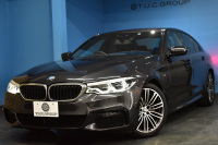 BMW 5シリーズ 523i Mｽﾎﾟｰﾂ 1ｵｰﾅｰ ﾊｲﾗｲﾝP 変更後全面液晶ﾒｰﾀｰﾊﾟﾈﾙ 全席ﾋｰﾀｰ付黒革 HUD LEDﾍｯﾄﾞﾗｲﾄ 追従ACC 車線変更&逸脱警告 衝突軽減B ﾀｯﾁﾊﾟﾈﾙ対応iﾄﾞﾗｲﾌﾞHDDﾅﾋﾞﾌﾙｾｸﾞ 全周囲ｶﾒﾗ3Dﾋﾞｭｰ 電動ﾄﾗﾝｸ 19AW 2年保証